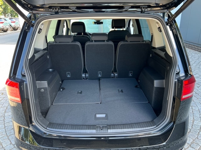 Volkswagen Touran 1.5 TSI DSG