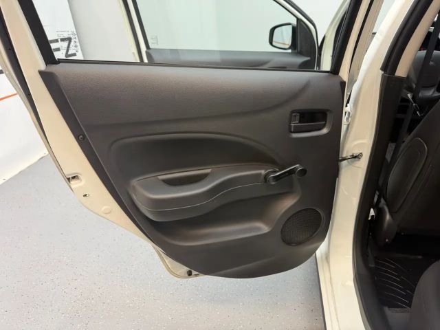 Mitsubishi Space Star Invite MIVEC Star