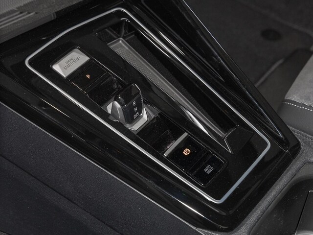 Volkswagen Golf 1.5 eTSI DSG Style