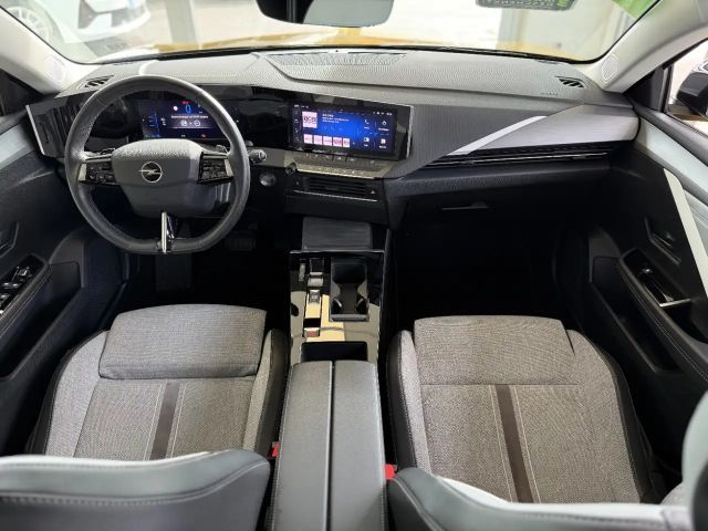 Opel Astra Business Elegance