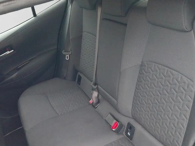 Toyota Corolla Hybride Team D