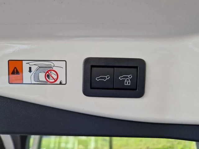 Toyota C-HR Hybride Team D