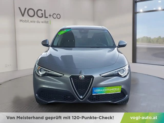 Alfa Romeo Stelvio AWD