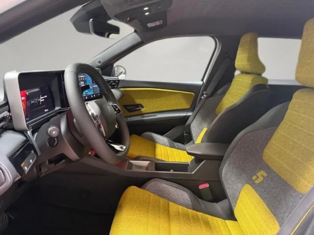 Renault 5 E-Tech Iconic