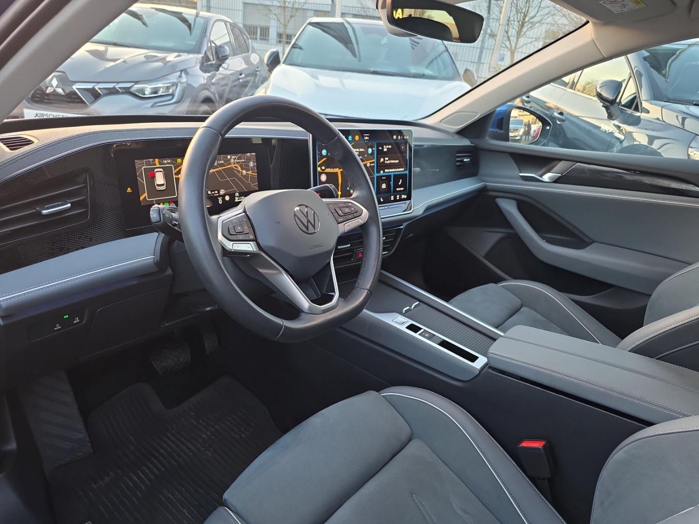 Volkswagen Passat 1.5 eTSI Business Variant