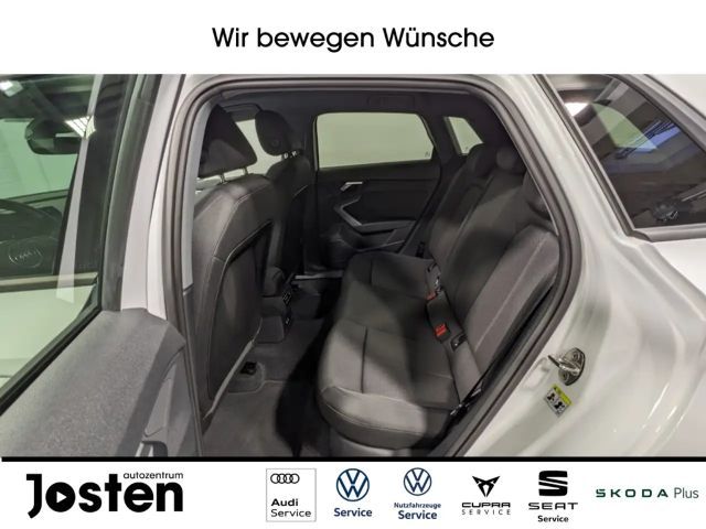 Audi A3 30 TFSI Sedan Sportback