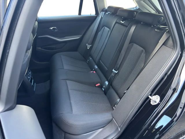 BMW 318 318i Touring