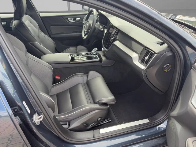 Volvo S60 AWD Dark Recharge Ultimate