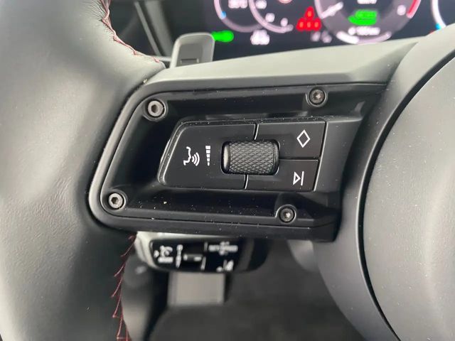 Porsche Cayenne E-Hybrid S