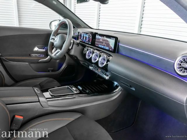 Mercedes-Benz A 200 AMG Line Hatchback