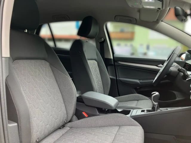 Volkswagen Golf 1.5 TSI Golf VIII Life