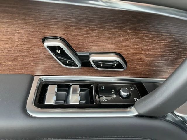 Land Rover Range Rover Autobiography P530