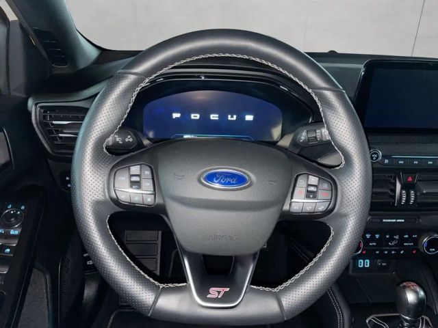 Ford Focus EcoBoost ST Line