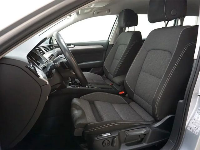 Volkswagen Passat 2.0 TDI Business DSG