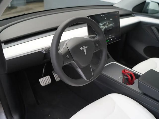 Tesla Model Y Performance