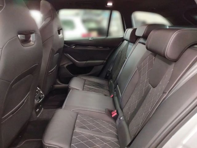 Skoda Octavia 2.0 TSI Combi RS