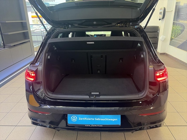 Volkswagen Golf 1.5 eTSI DSG R-Line