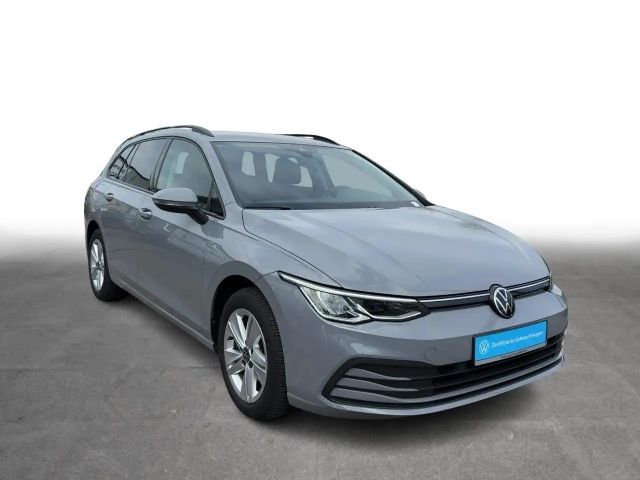 Volkswagen Golf 1.0 TSI Variant