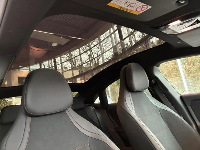 Mercedes-Benz CLA 250 AMG Line Coupé