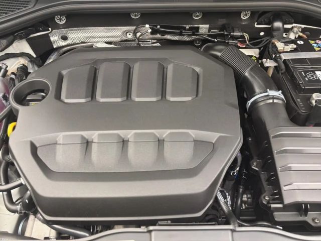 Volkswagen T-Roc 2.0 TSI DSG R-Line