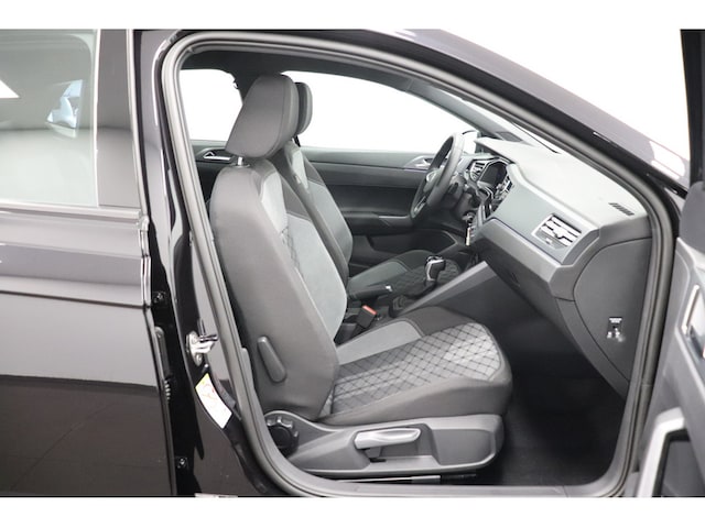 Volkswagen Polo 1.0 TSI DSG R-Line