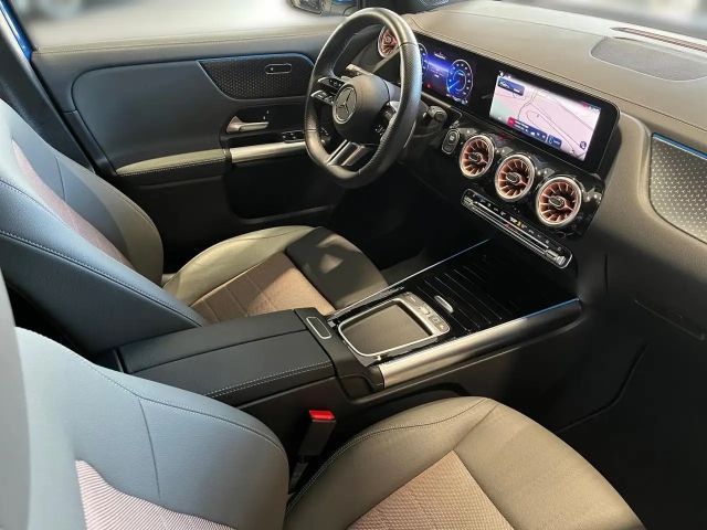 Mercedes-Benz EQA 350 4MATIC Electric Art