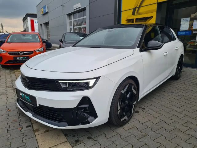 Opel Astra GSe Hybrid Innovation