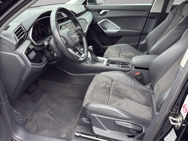 Audi Q3 35 TDI S-Tronic