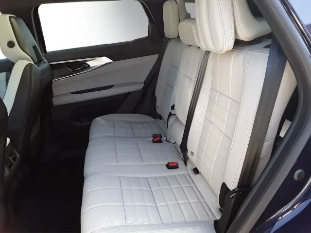 Renault Espace E-Tech Iconic