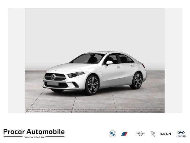 Mercedes-Benz A 180 AMG Line