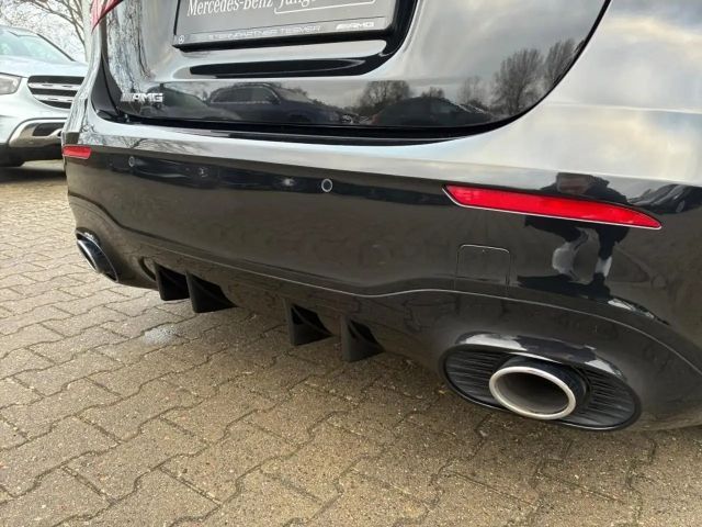 Mercedes-Benz A 35 AMG 4MATIC AMG Line