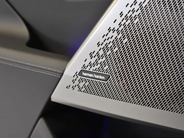 BMW 520 520d M-Sport Sedan