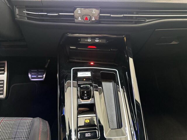 Volkswagen Golf 2.0 TSI DSG GTI