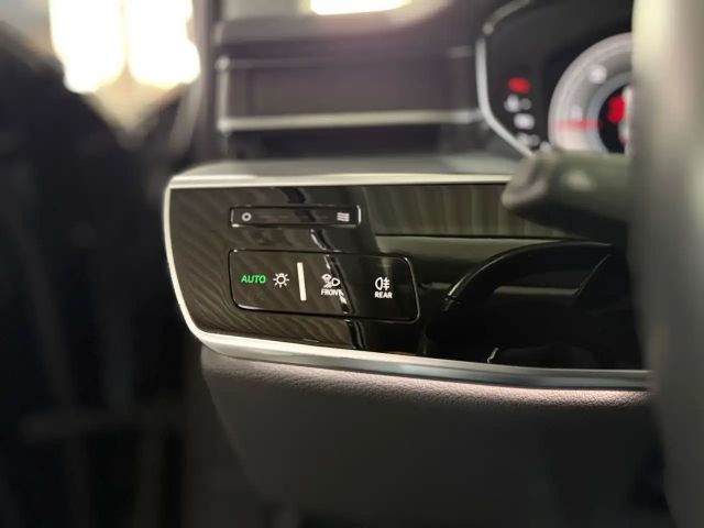 Audi A8 50 TDI Lang Quattro