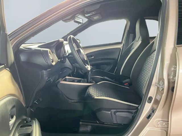 Toyota Aygo X Bi-Tone Hatchback