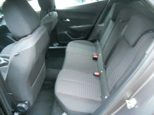 Peugeot 2008 Active Pack BlueHDi