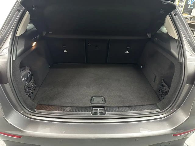 Mercedes-Benz B 200 Progressive Sedan