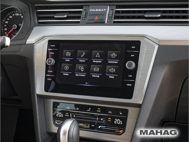 Volkswagen Passat 1.5 TSI DSG Variant