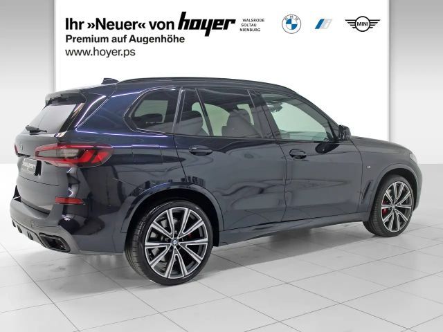 BMW X5 M50i