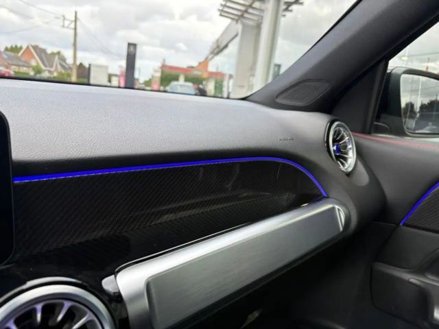 Mercedes-Benz GLB 180 AMG Line