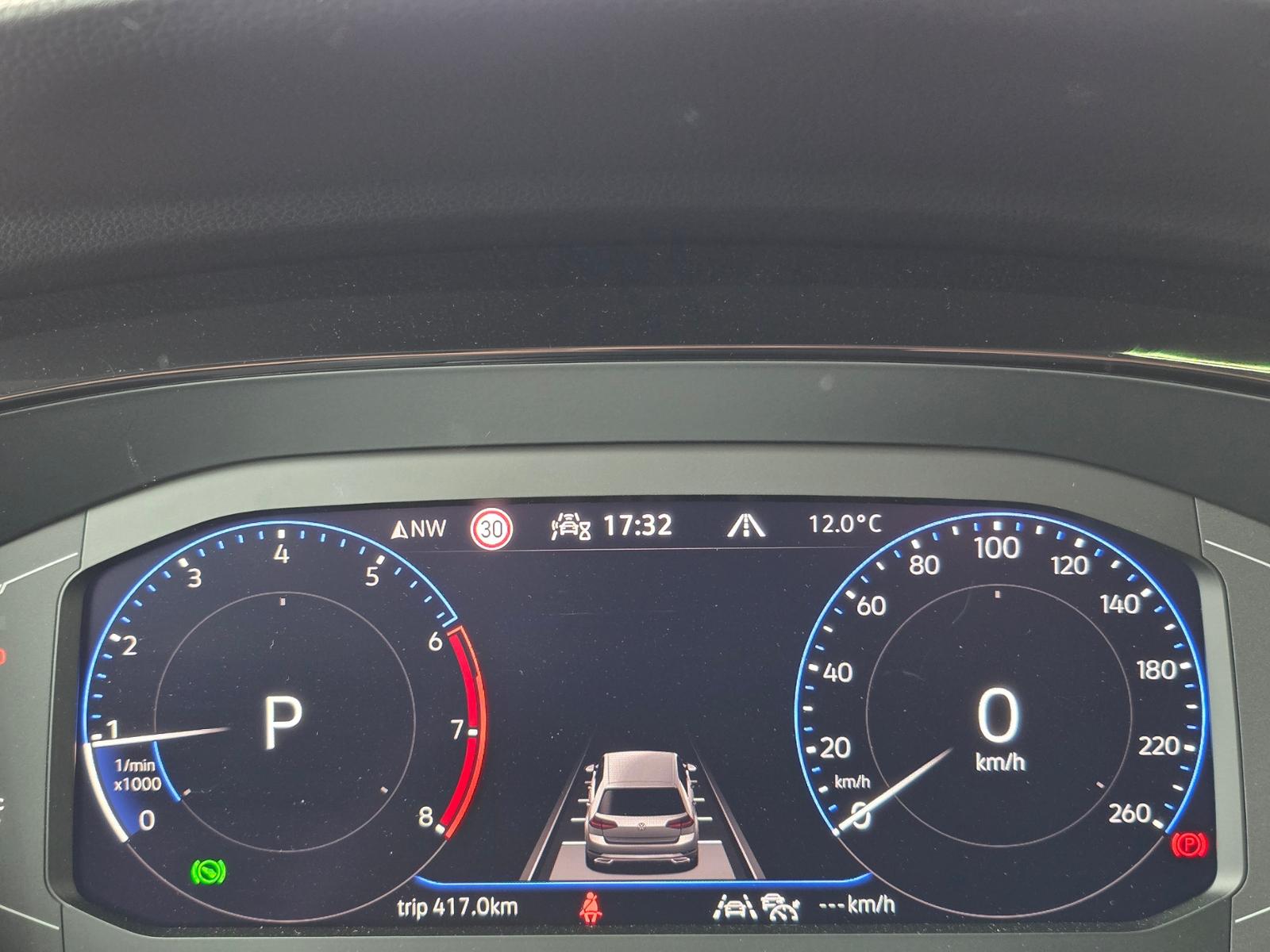 Volkswagen Touran 1.5 TSI DSG IQ.Drive R-Line