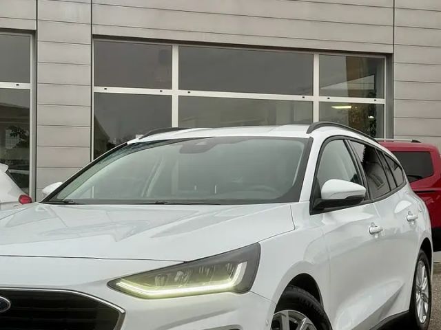 Ford Focus Cool & Connect