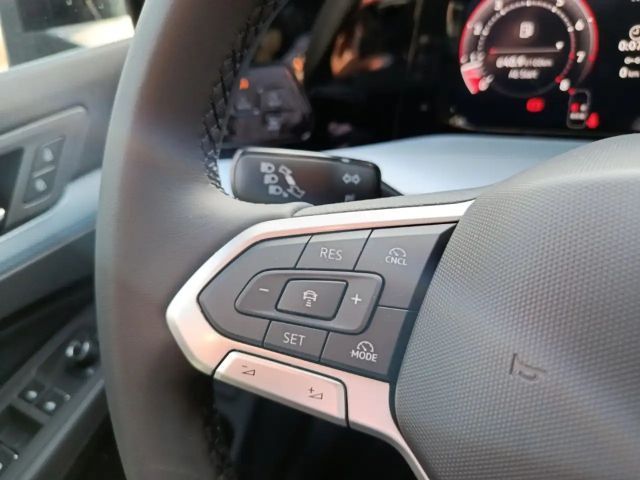 Volkswagen Golf 1.5 TSI Golf VIII