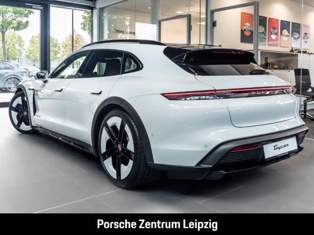 Porsche Taycan 4 Cross Turismo