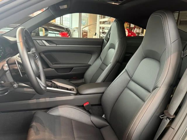 Porsche 992 4S Carrera Coupé