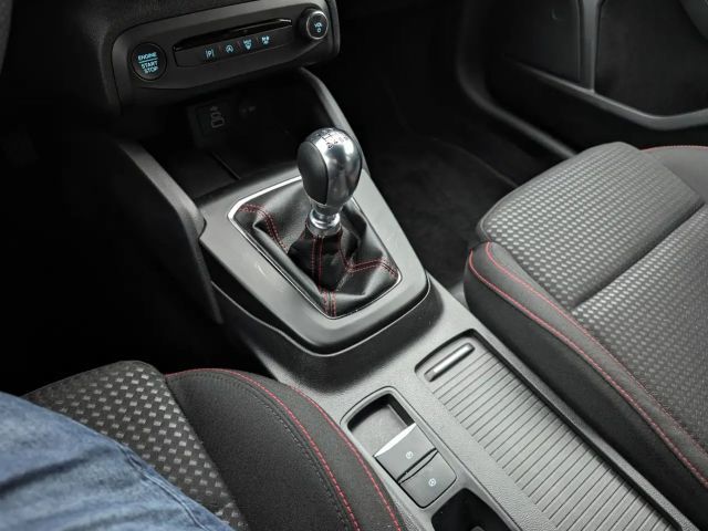 Ford Focus EcoBoost ST Line Wagon