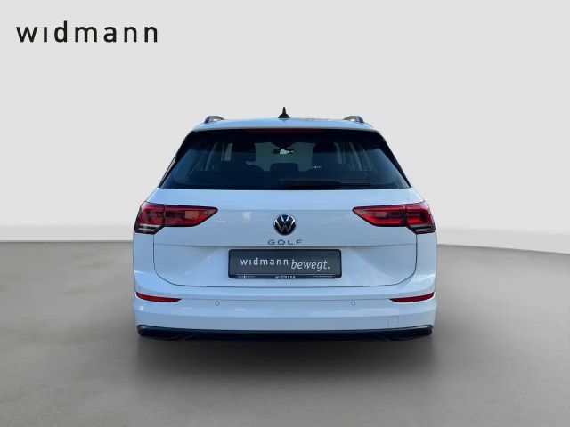 Volkswagen Golf Life Variant