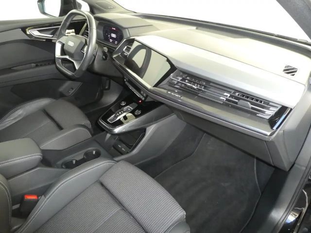 Audi Q4 e-tron Business