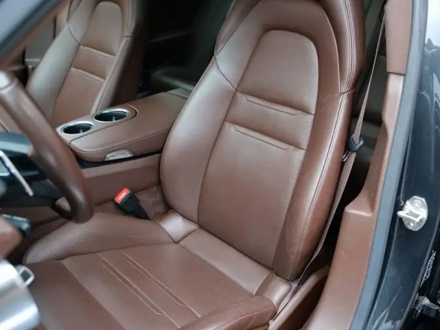 Porsche Panamera 4 E-Hybrid