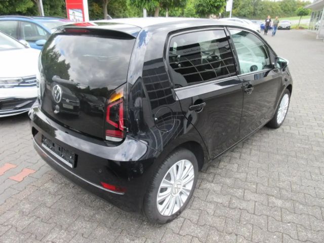 Volkswagen up! Style